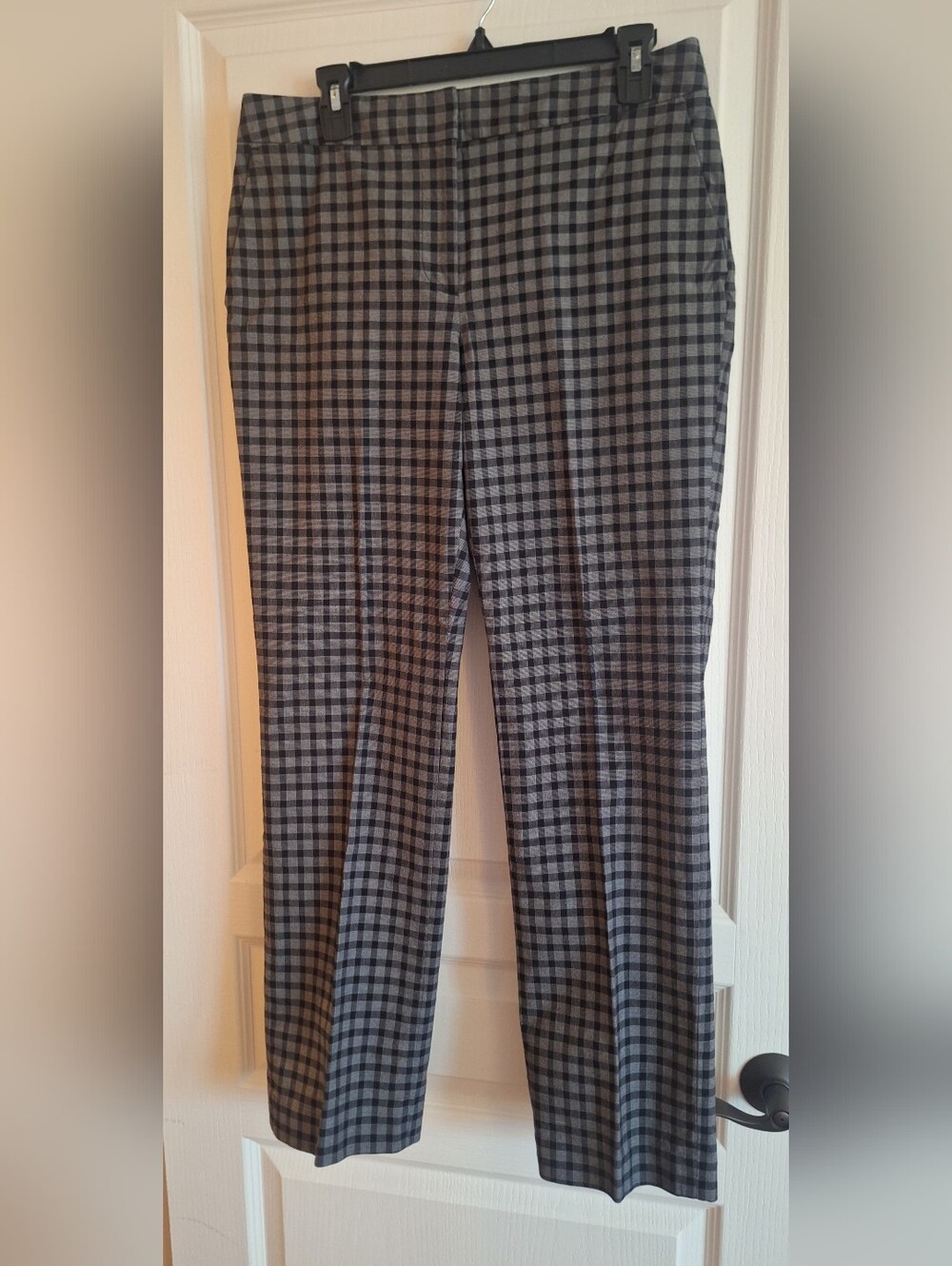 Liz Claiborne Black and Gray Plaid Pants